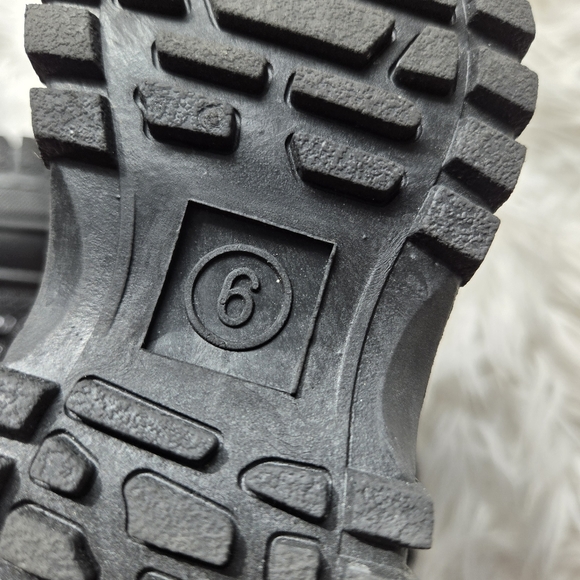 Kids Girls Winter Boots Faux Fur Size 6 NWOT - Picture 6 of 9